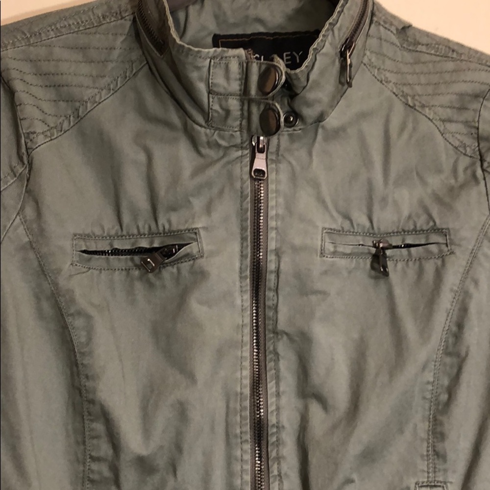 GREEN JACKET!!